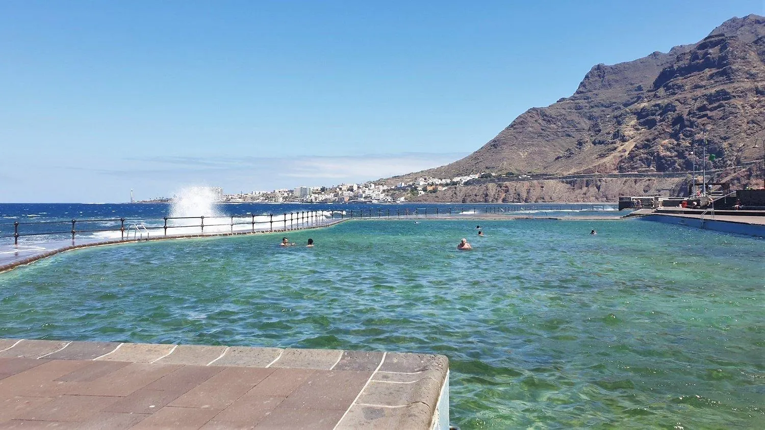 1St Line Sea View 3 Rooms Apartment In Tenerife 92M2 Bajamar  Spain
